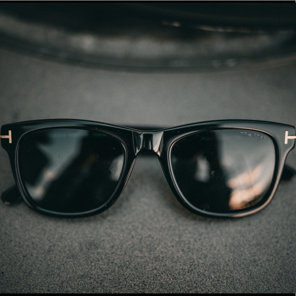 Tom Ford Sunglasses - Picture 6 of 11